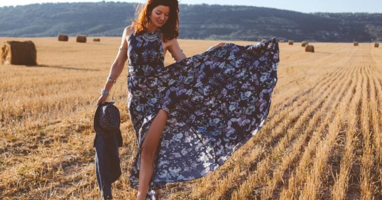 what dresses to wear to a wedding