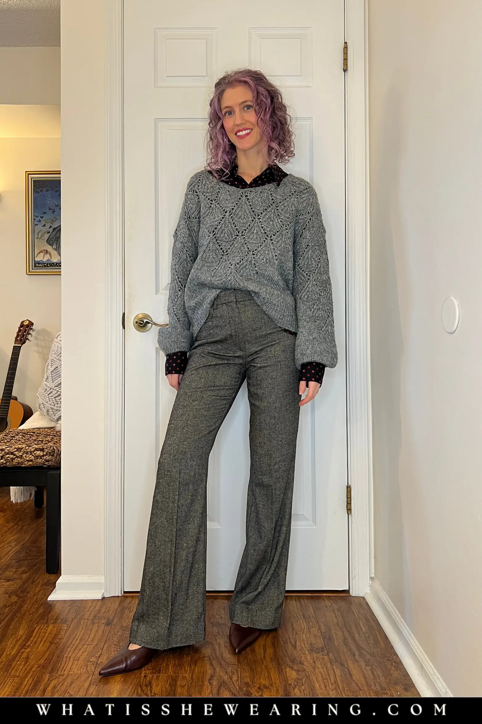 Gray Oversized Sweater with Fitted Shirt and Wool Trousers Gray oversized sweater outfit for work: Layered with fitted silk shirt, wool trousers, and pointy toe pumps for refined fall professional style.